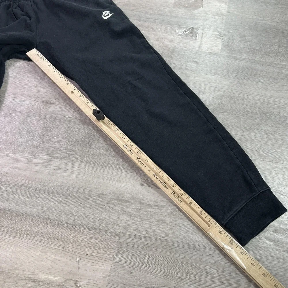 Nike Sweatpants Mens Small Black Club Fleece Jogger Athletic Training BV4095-010
